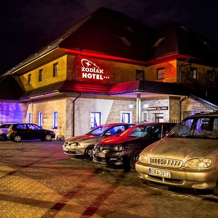 Hotel Zodiak ราดอมสโก ภายนอก รูปภาพ