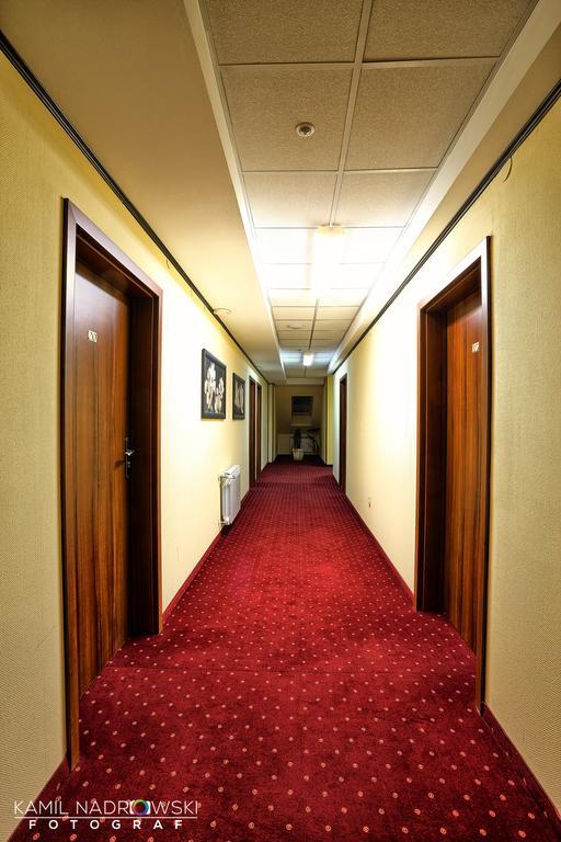 Hotel Zodiak ราดอมสโก ภายนอก รูปภาพ