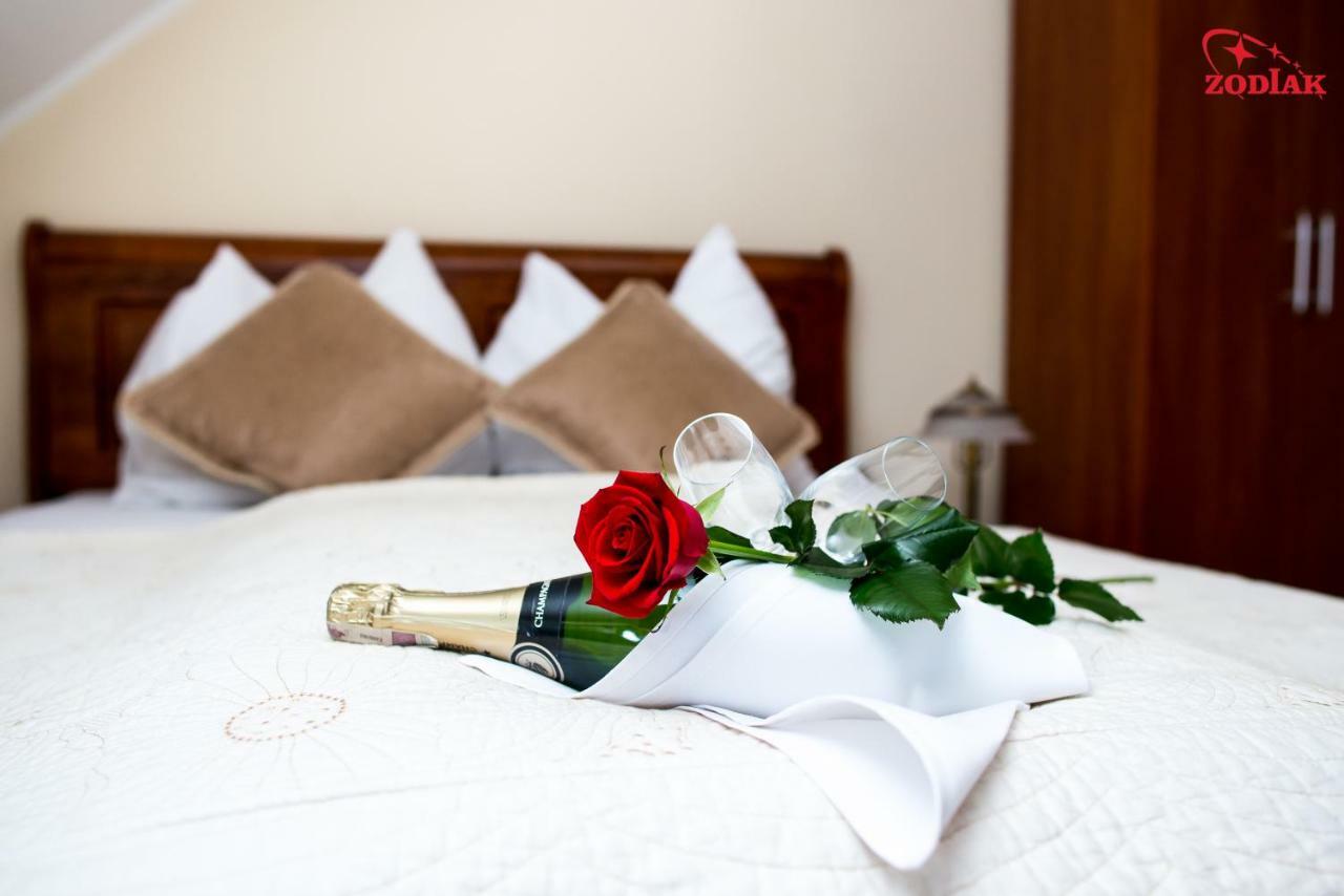 Hotel Zodiak ราดอมสโก ภายนอก รูปภาพ